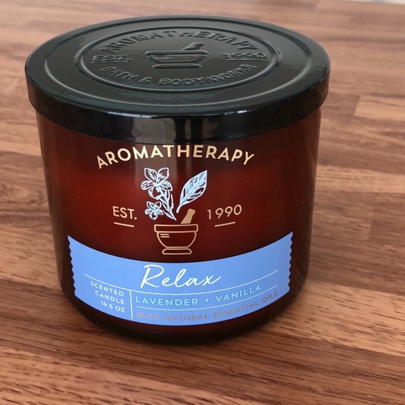 Aromatherapy Candle in Lavender & Vanilla Scent